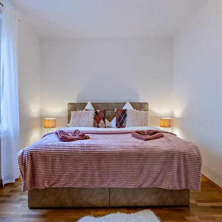 Seeglueck Oase - Charmante Mit Garten Gaestezimmern Und Tiny House Nahe Universitaet Insel Mainau Und In *