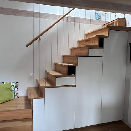 Maison d'hôtes Seeglueck Oase - Charmante Mit Garten Gaestezimmern Und Tiny House Nahe Universitaet Insel Mainau Und In Constance