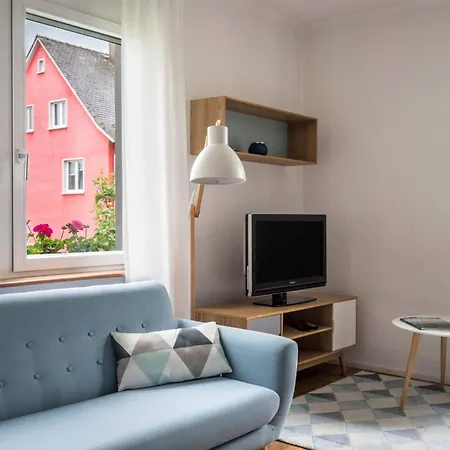 Seeglueck Oase - Charmante Mit Garten Gaestezimmern Und Tiny House Nahe Universitaet Insel Mainau Und In *