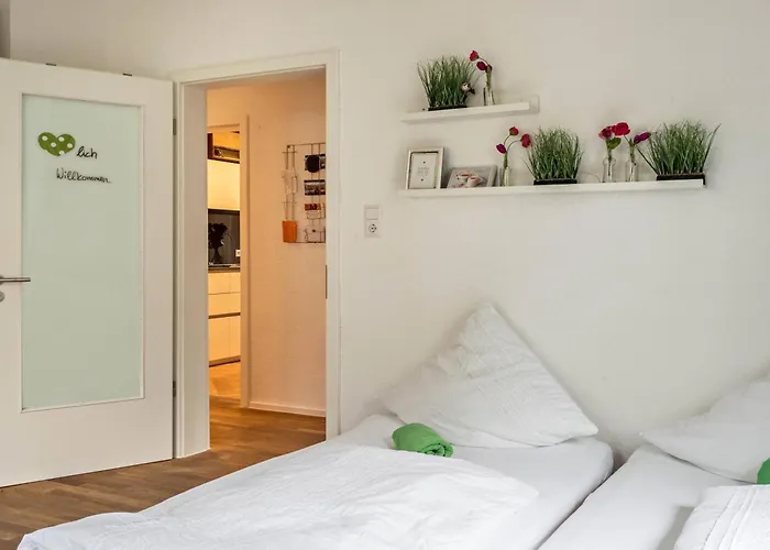 Seeglueck Oase - Charmante Mit Garten Gaestezimmern Und Tiny House Nahe Universitaet Insel Mainau Und In 게스트하우스 콘스탄츠