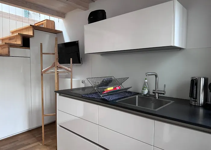 Seeglueck Oase - Charmante Mit Garten Gaestezimmern Und Tiny House Nahe Universitaet Insel Mainau Und In 콘스탄츠