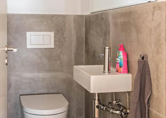 Seeglueck Oase - Charmante Mit Garten Gaestezimmern Und Tiny House Nahe Universitaet Insel Mainau Und In 게스트하우스