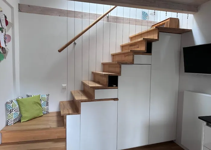 게스트하우스 Seeglueck Oase - Charmante Mit Garten Gaestezimmern Und Tiny House Nahe Universitaet Insel Mainau Und In 콘스탄츠